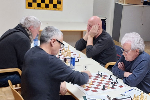 Nachtragsspiel: Feldkirchen knapp besiegt!